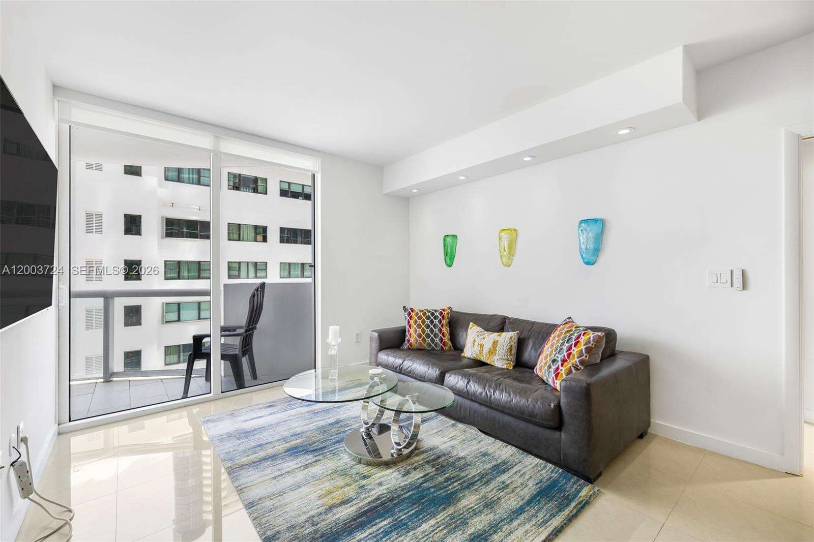Akoya at 6365 Collins Ave, Miami Beach, FL 33141 - For Rent photo 12