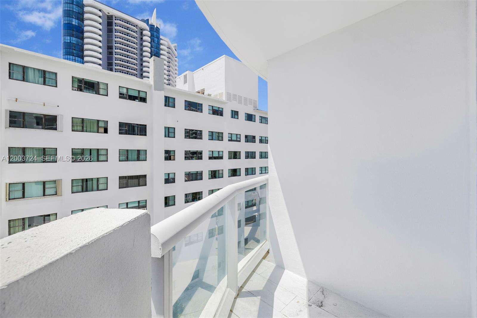 Akoya at 6365 Collins Ave, Miami Beach, FL 33141 - For Rent photo 23