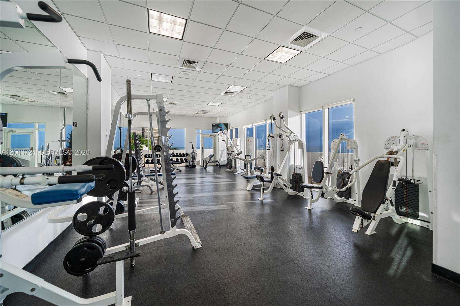 Akoya at 6365 Collins Ave, Miami Beach, FL 33141 - For Rent photo 32