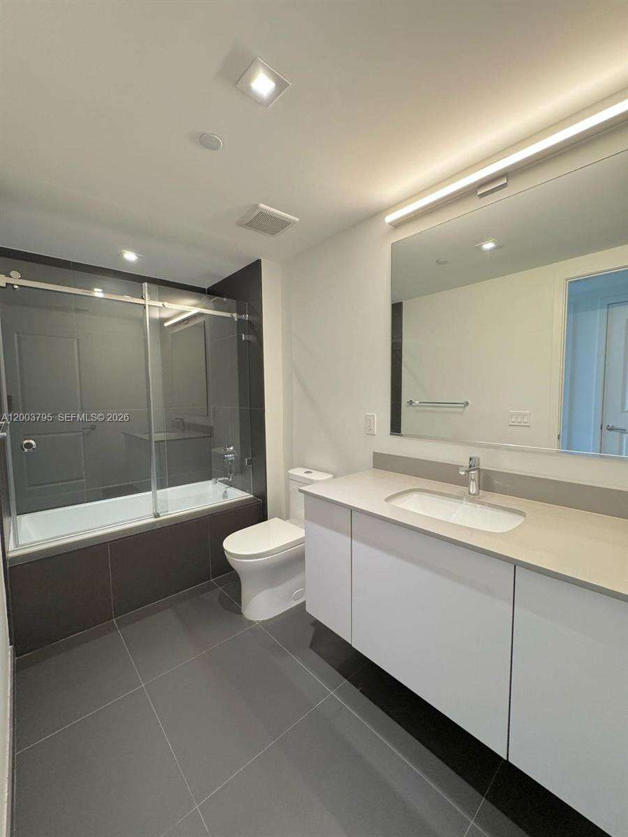 Canvas at 1600 1 Ave, Miami, FL 33132 - For Rent photo 11