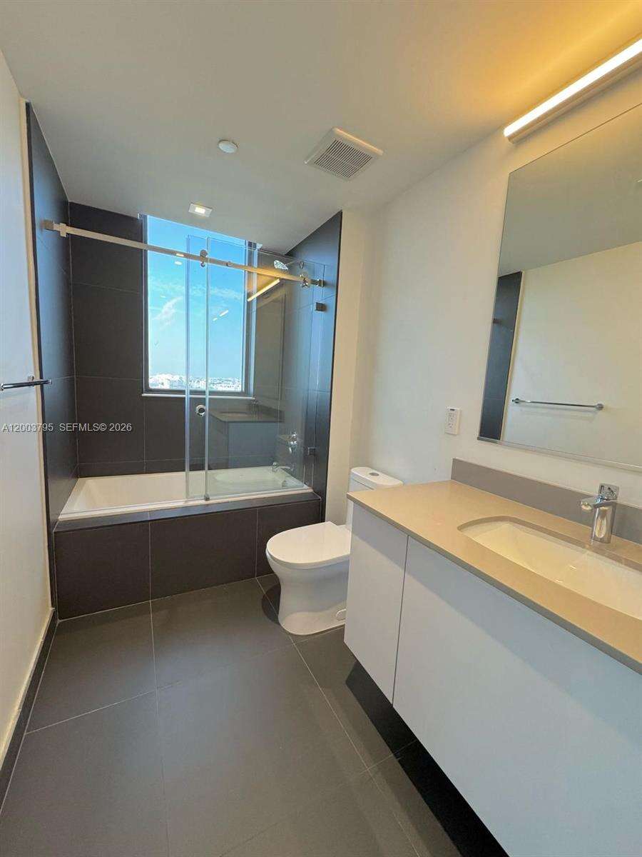 Canvas at 1600 1 Ave, Miami, FL 33132 - For Rent photo 8