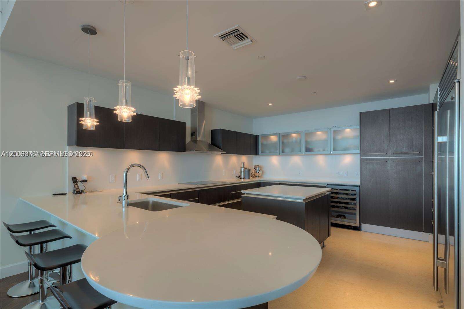 Jade Beach at 17001 Collins Ave, Sunny Isles Beach, FL 33160 - For Rent photo 19