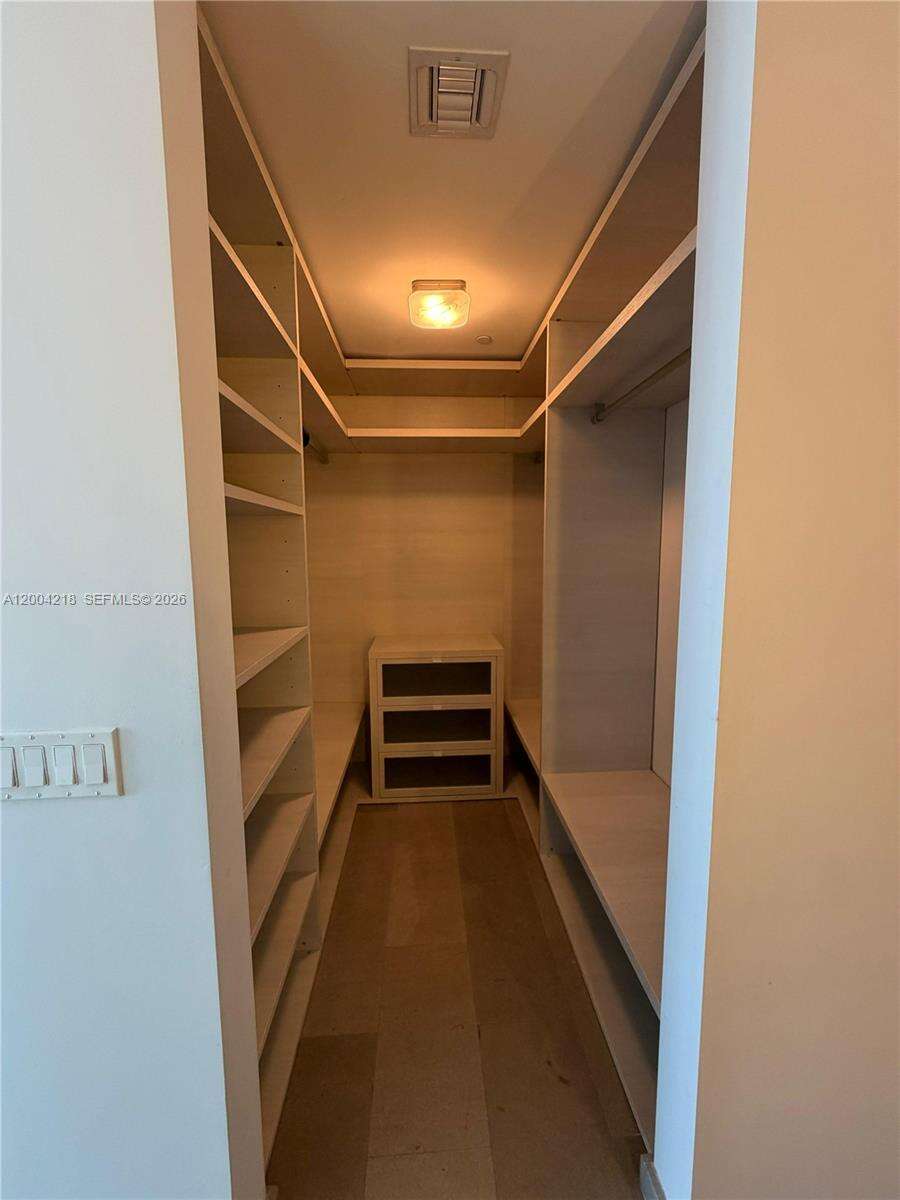 Reach Brickell at 68 6 St, Miami, FL 33131 - For Rent photo 13