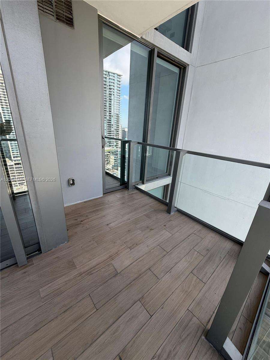 Reach Brickell at 68 6 St, Miami, FL 33131 - For Rent photo 14