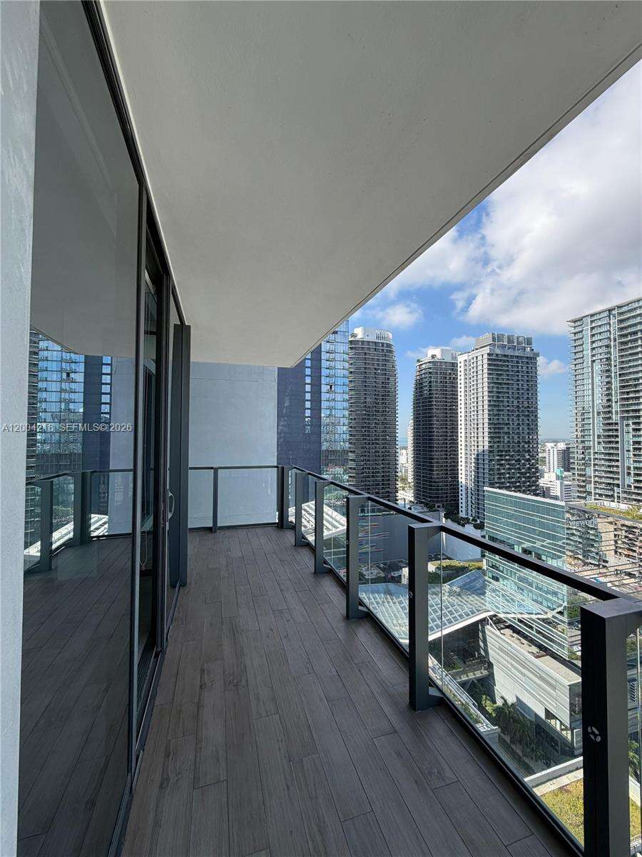 Reach Brickell at 68 6 St, Miami, FL 33131 - For Rent photo 10