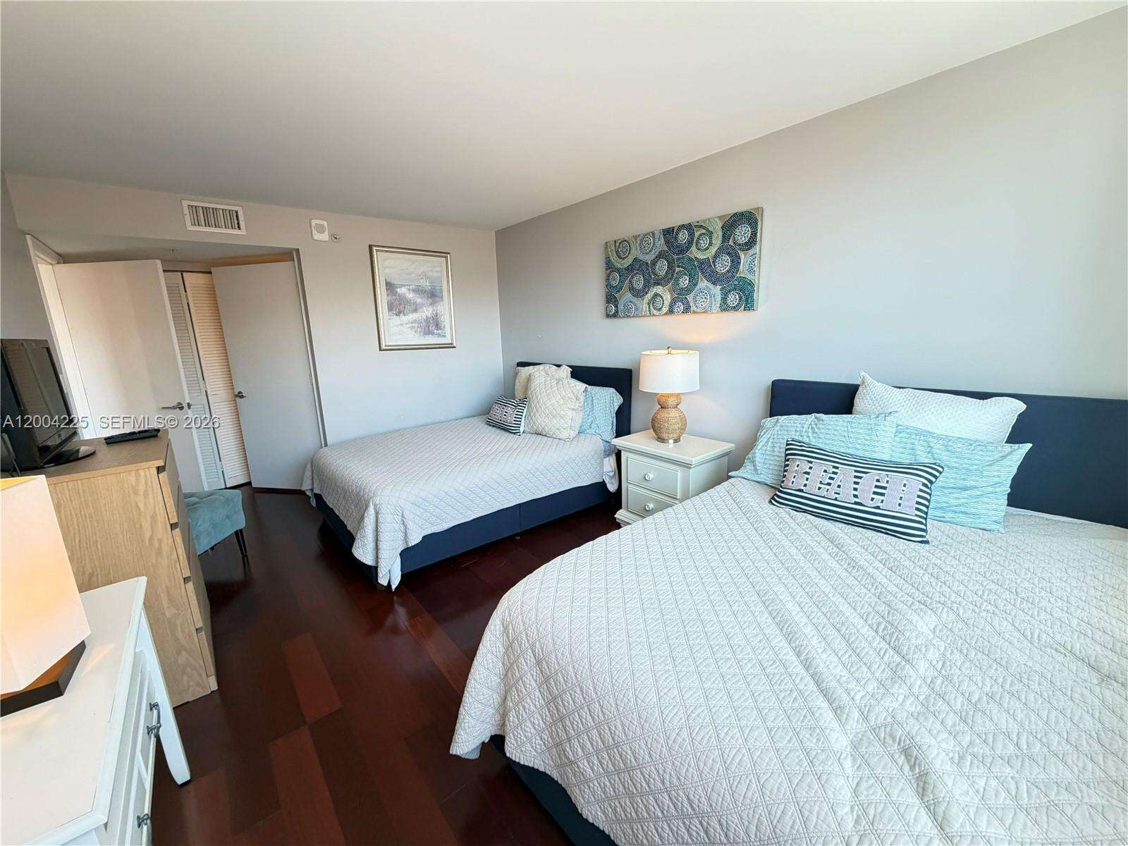 Yacht Club At Portofino at 90 Alton Rd, Miami Beach, FL 33139 - For Rent photo 7