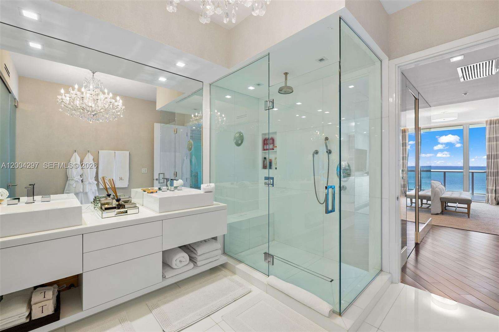Continuum North Tower at 50 Pointe Dr, Miami Beach, FL 33139 - For Rent photo 27