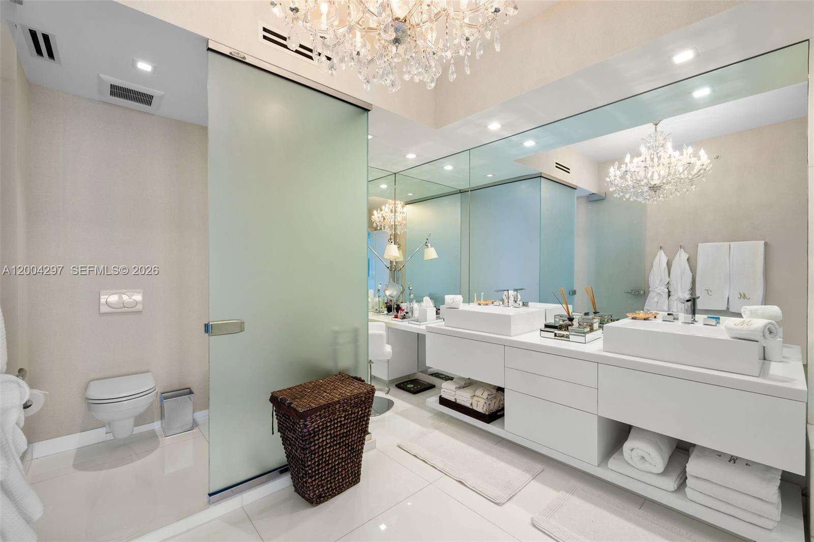 Continuum North Tower at 50 Pointe Dr, Miami Beach, FL 33139 - For Rent photo 28