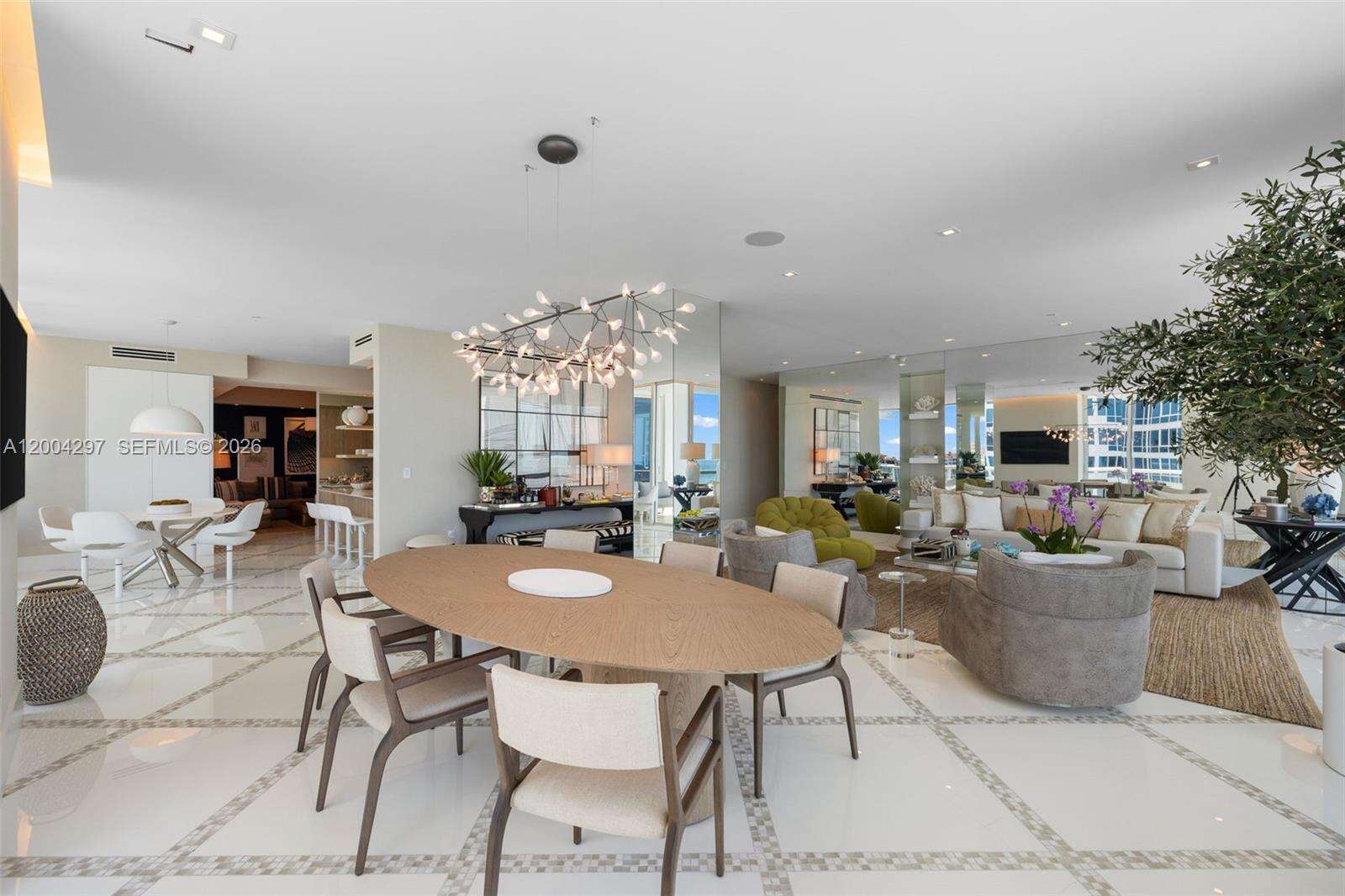 Continuum North Tower at 50 Pointe Dr, Miami Beach, FL 33139 - For Rent photo 7