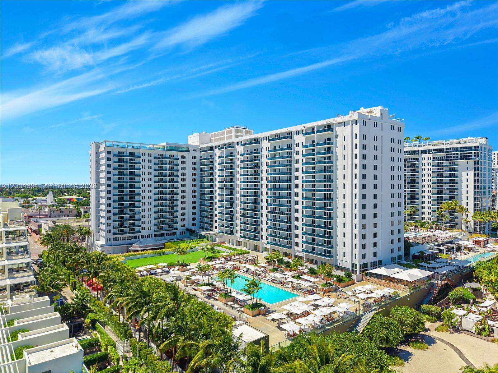 Roney Palace at 2301 Collins Ave, Miami Beach, FL 33139 - For Rent photo 15