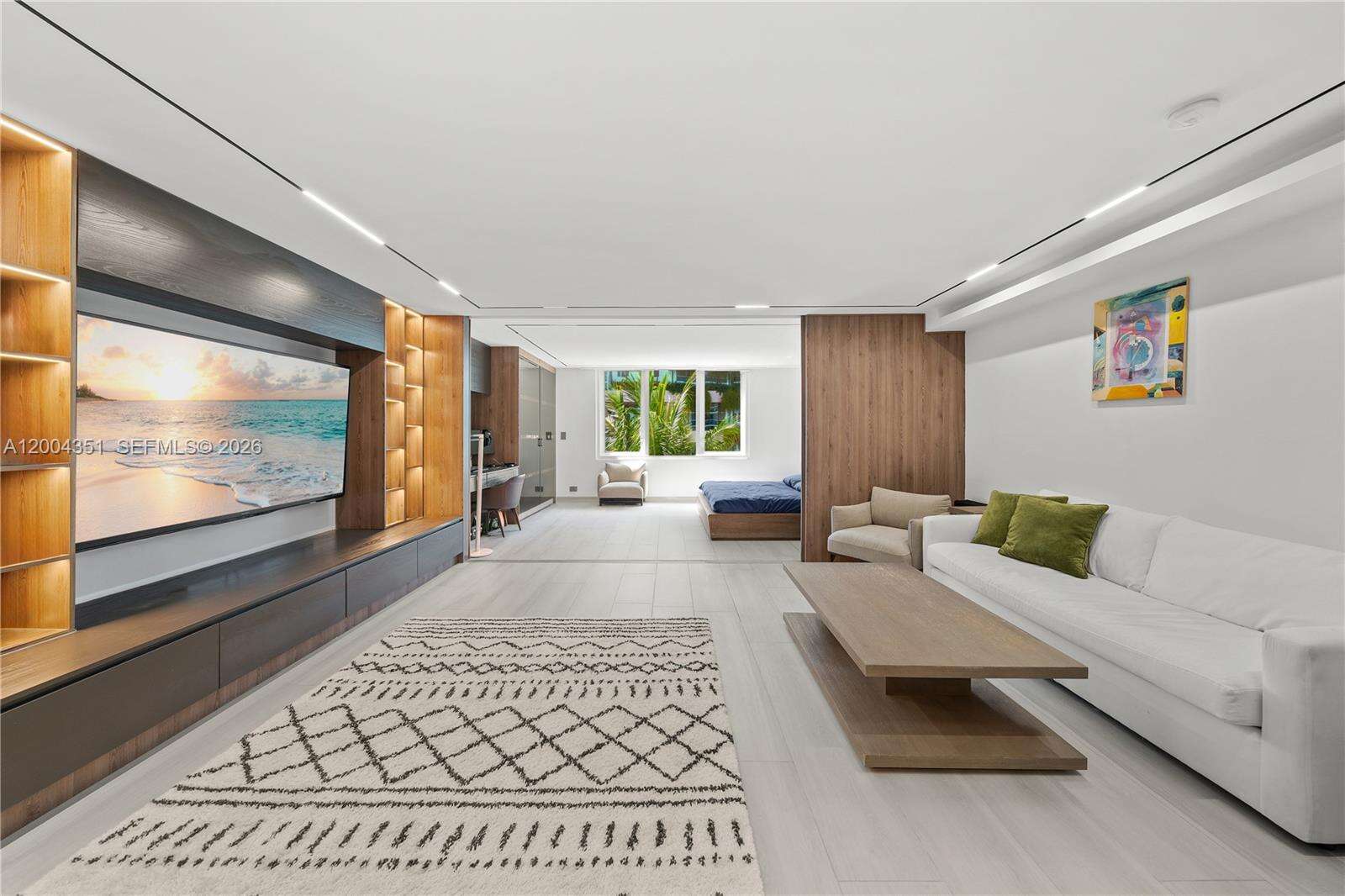 Roney Palace at 2301 Collins Ave, Miami Beach, FL 33139 - For Rent photo 3