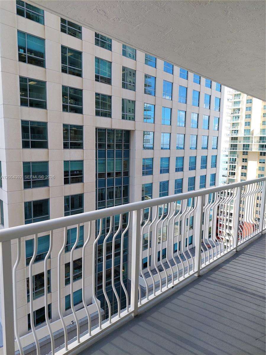 The Club At Brickell Bay at 1200 Brickell Bay Dr, Miami, FL 33131 - For Rent photo 11