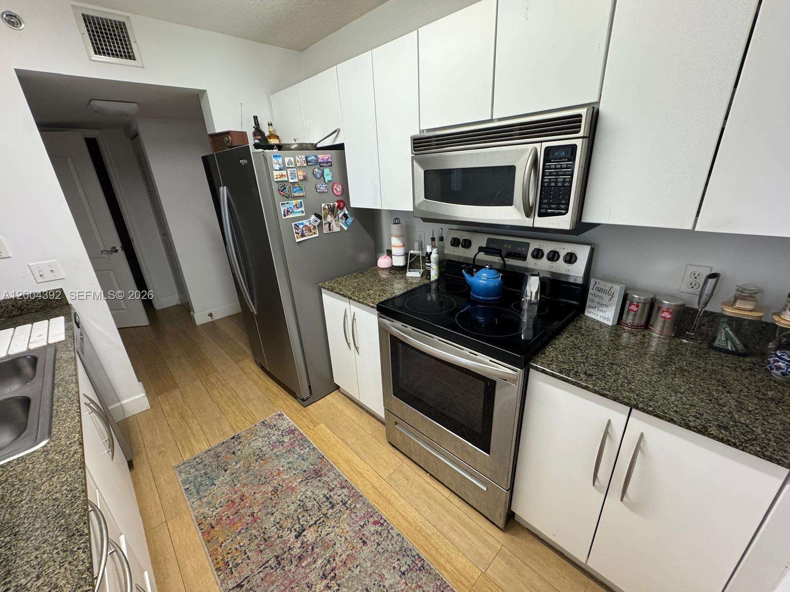 The Club At Brickell Bay at 1200 Brickell Bay Dr, Miami, FL 33131 - For Rent photo 4