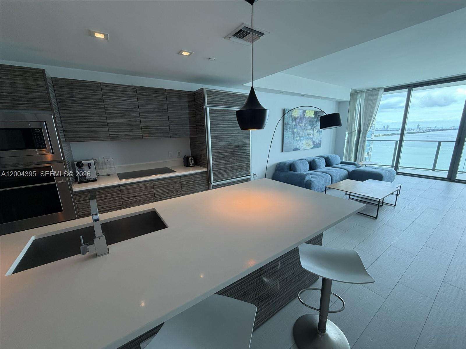 Icon Bay at 460 28 St, Miami, FL 33137 - For Rent photo 1