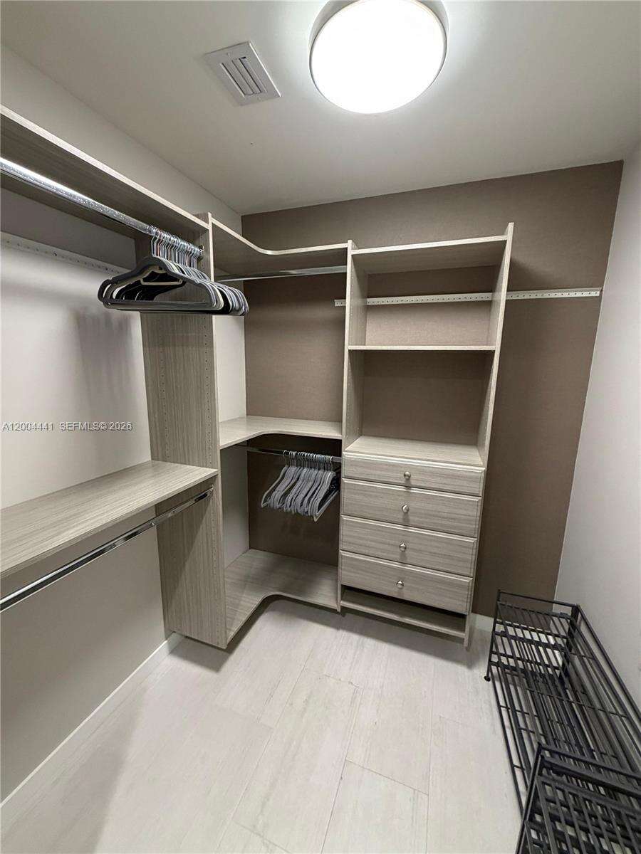 Brickell Flatiron at 1000 Brickell Plz, Miami, FL 33131 - For Rent photo 11