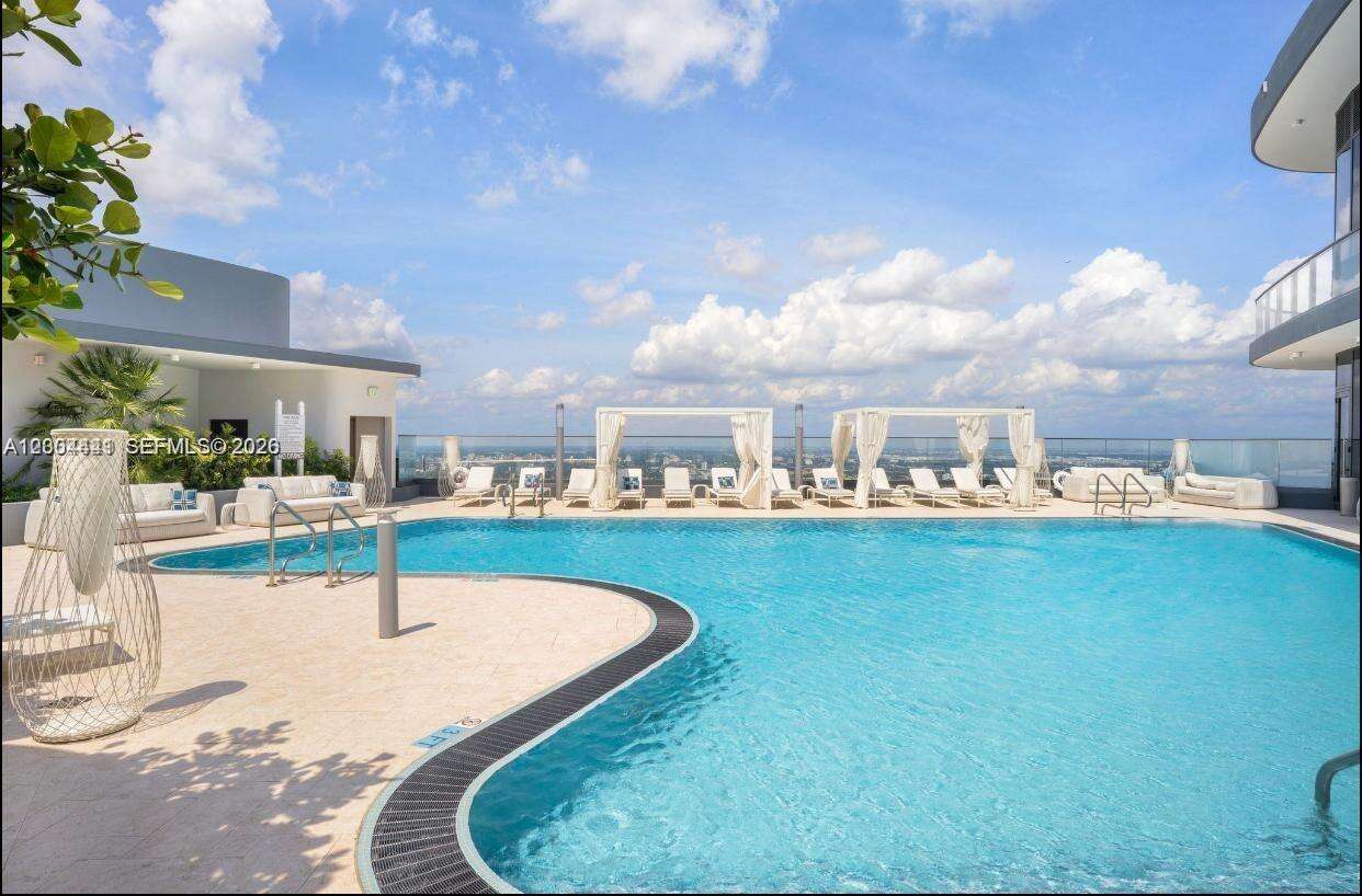 Brickell Flatiron at 1000 Brickell Plz, Miami, FL 33131 - For Rent photo 22