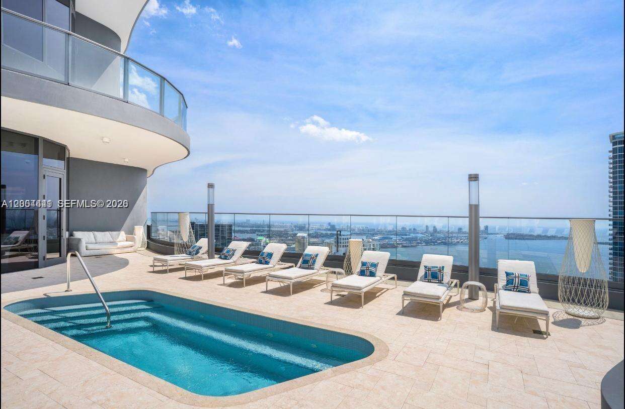 Brickell Flatiron at 1000 Brickell Plz, Miami, FL 33131 - For Rent photo 25