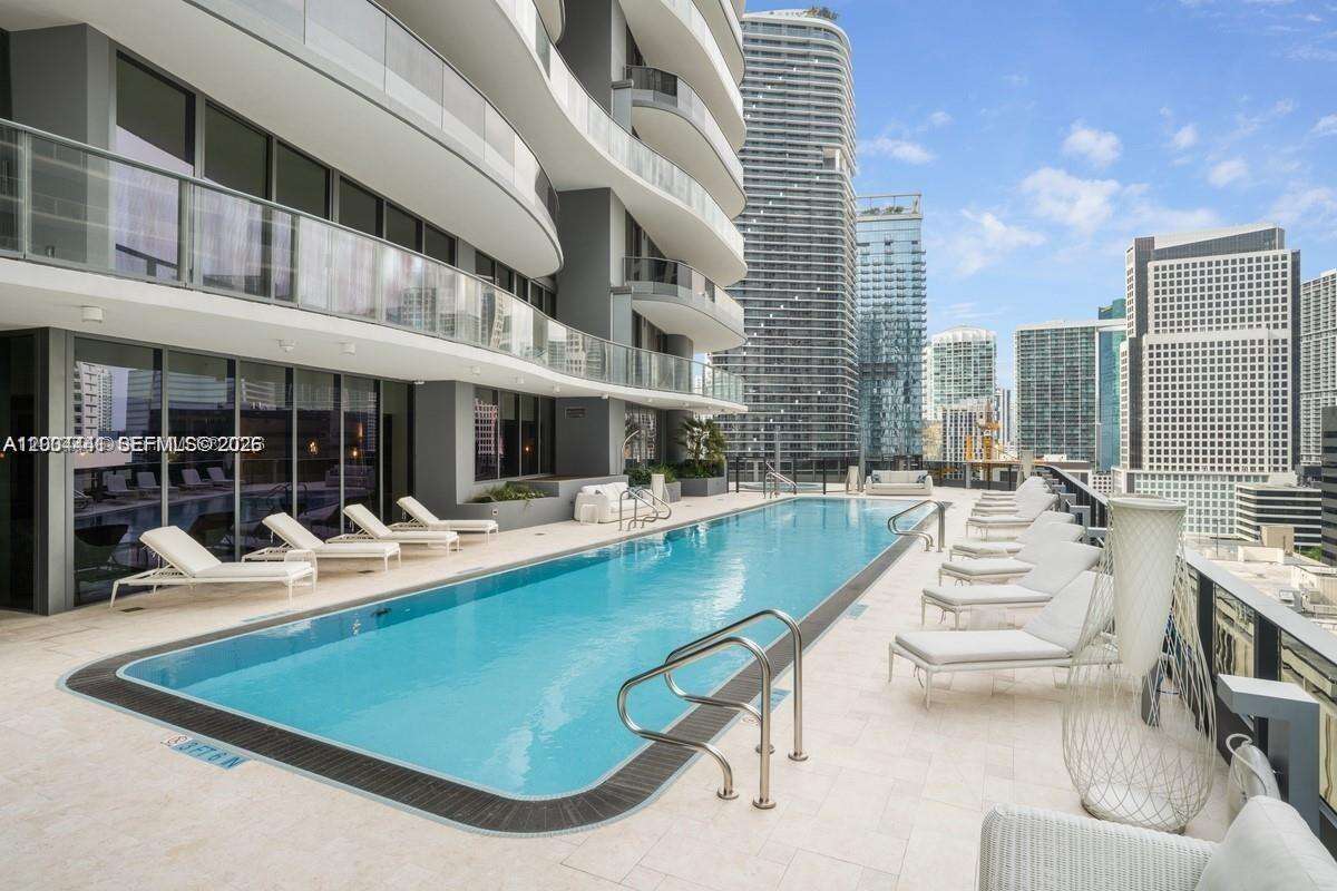 Brickell Flatiron at 1000 Brickell Plz, Miami, FL 33131 - For Rent photo 35