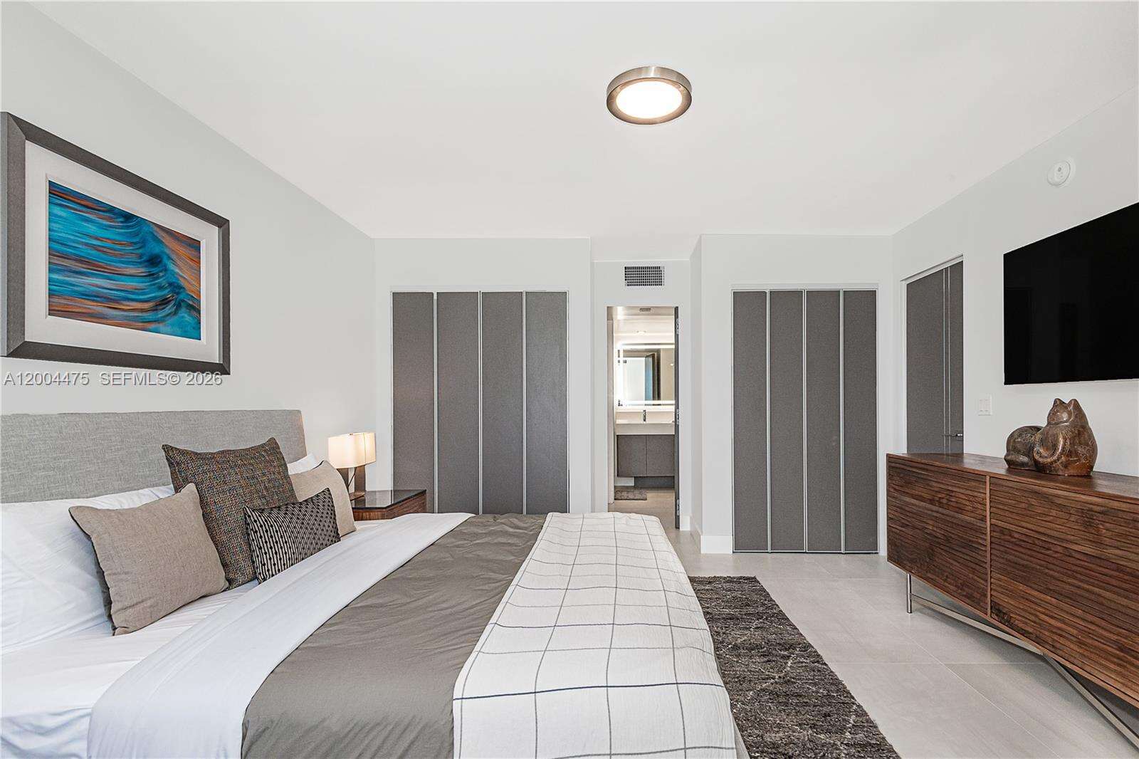 Roney Palace at 2301 Collins Ave, Miami Beach, FL 33139 - For Rent photo 17
