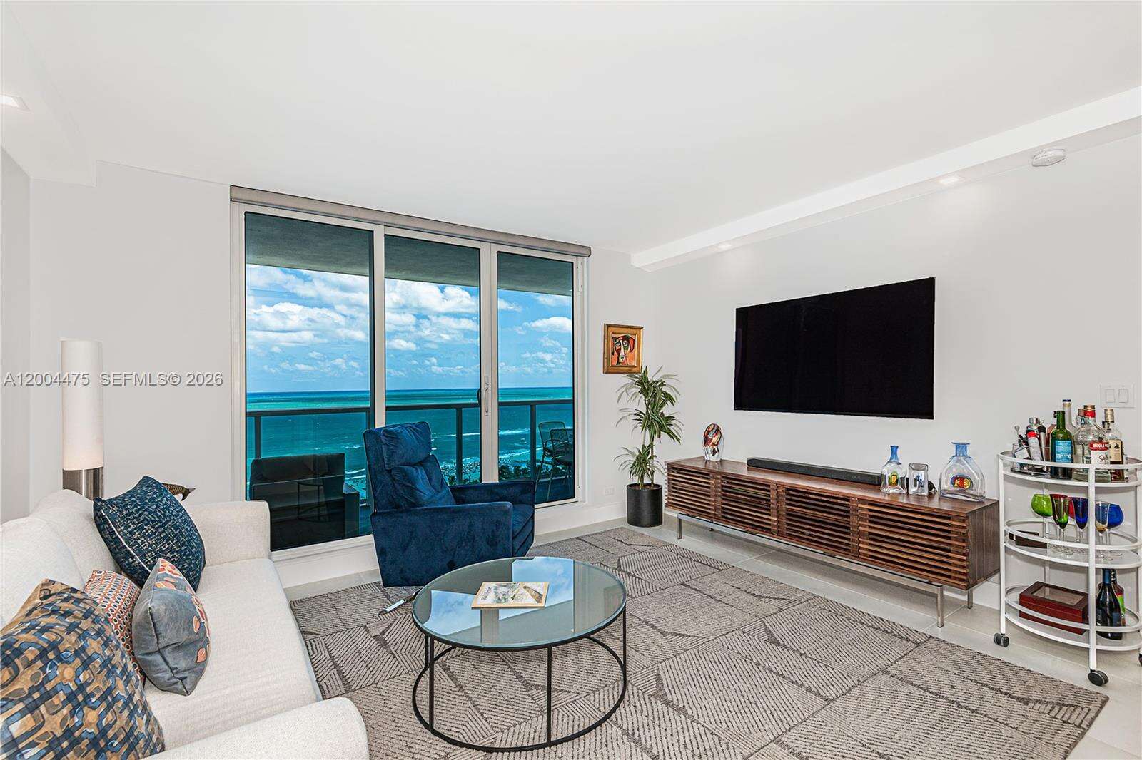 Roney Palace at 2301 Collins Ave, Miami Beach, FL 33139 - For Rent photo 4