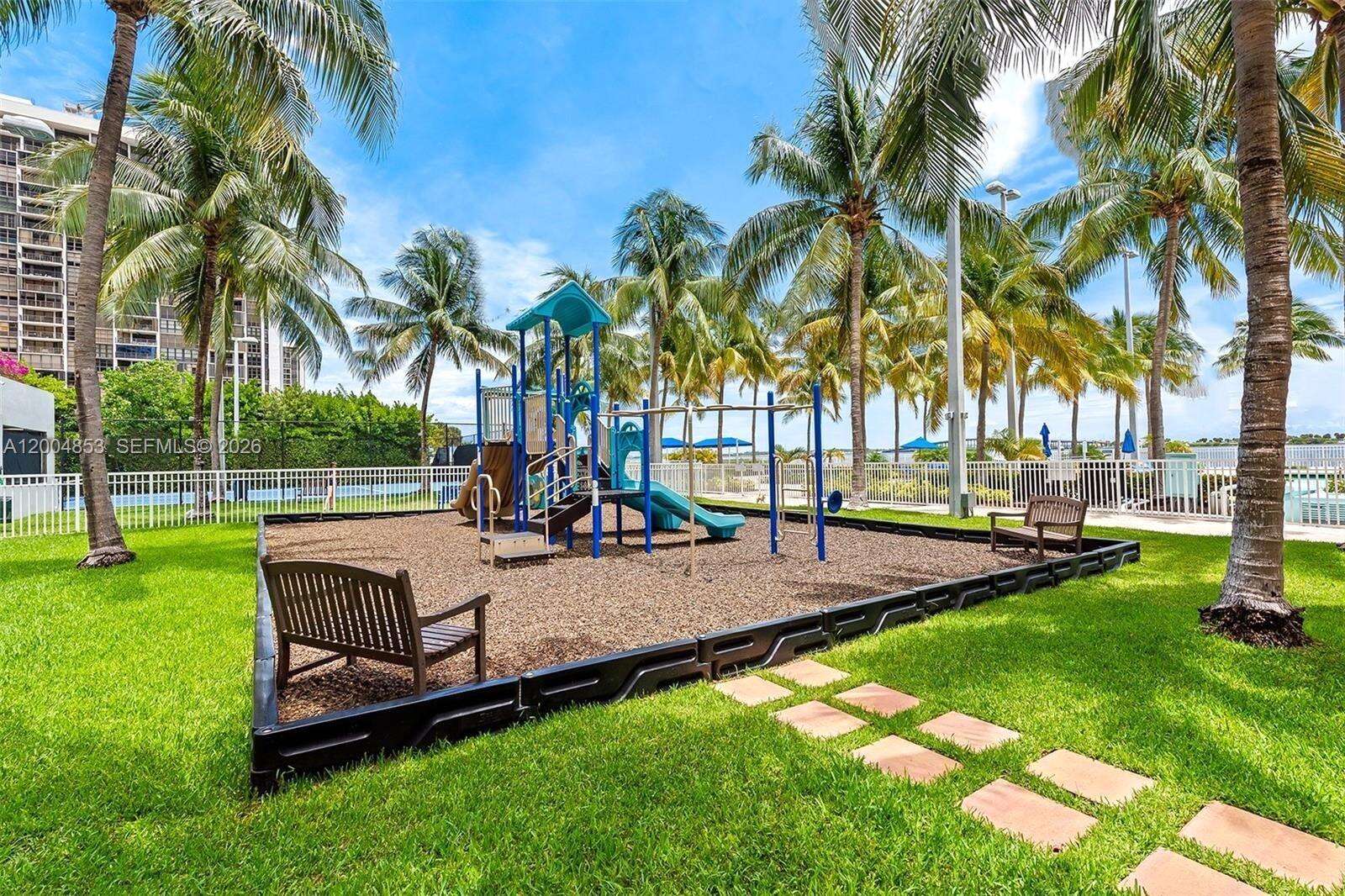 Skyline On Brickell at 2101 Brickell Ave, Miami, FL 33129 - For Rent photo 17