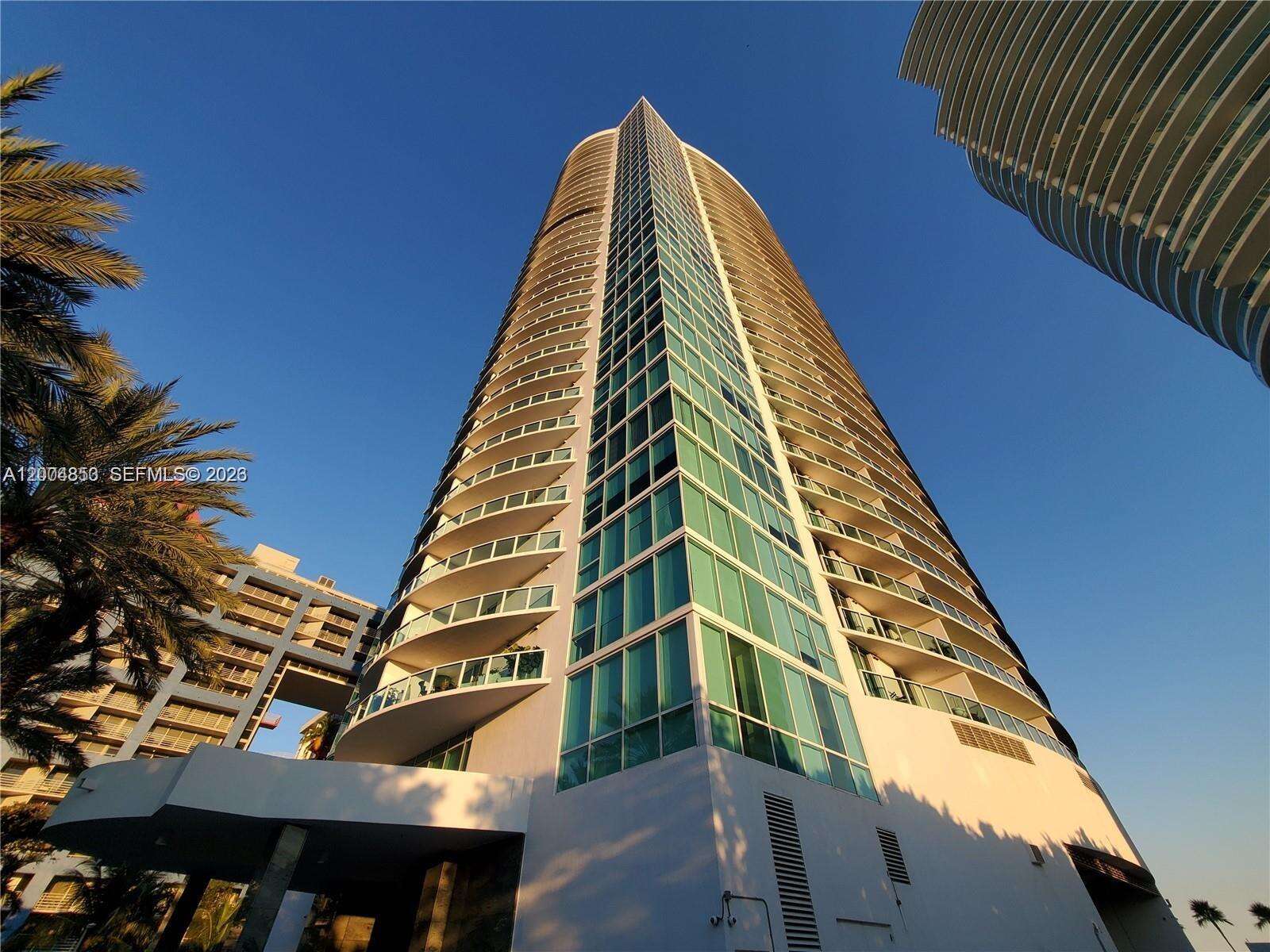 Skyline On Brickell at 2101 Brickell Ave, Miami, FL 33129 - For Rent photo 25