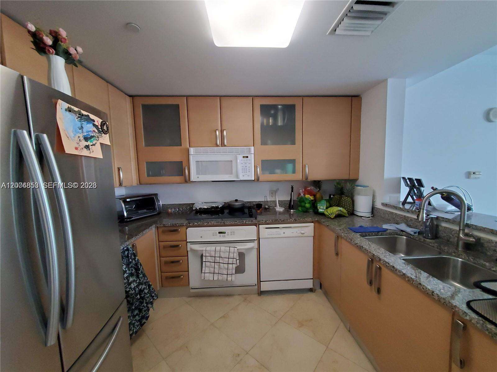 Skyline On Brickell at 2101 Brickell Ave, Miami, FL 33129 - For Rent photo 5