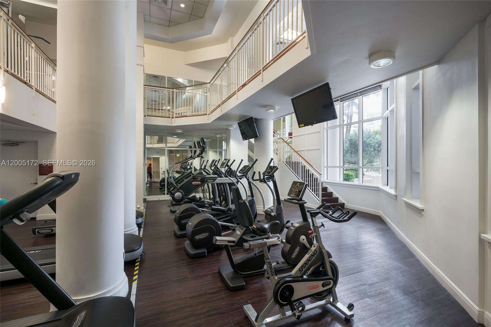 Courvoisier Courts at 701 Brickell Key Blvd, Miami, FL 33131 - For Rent photo 16