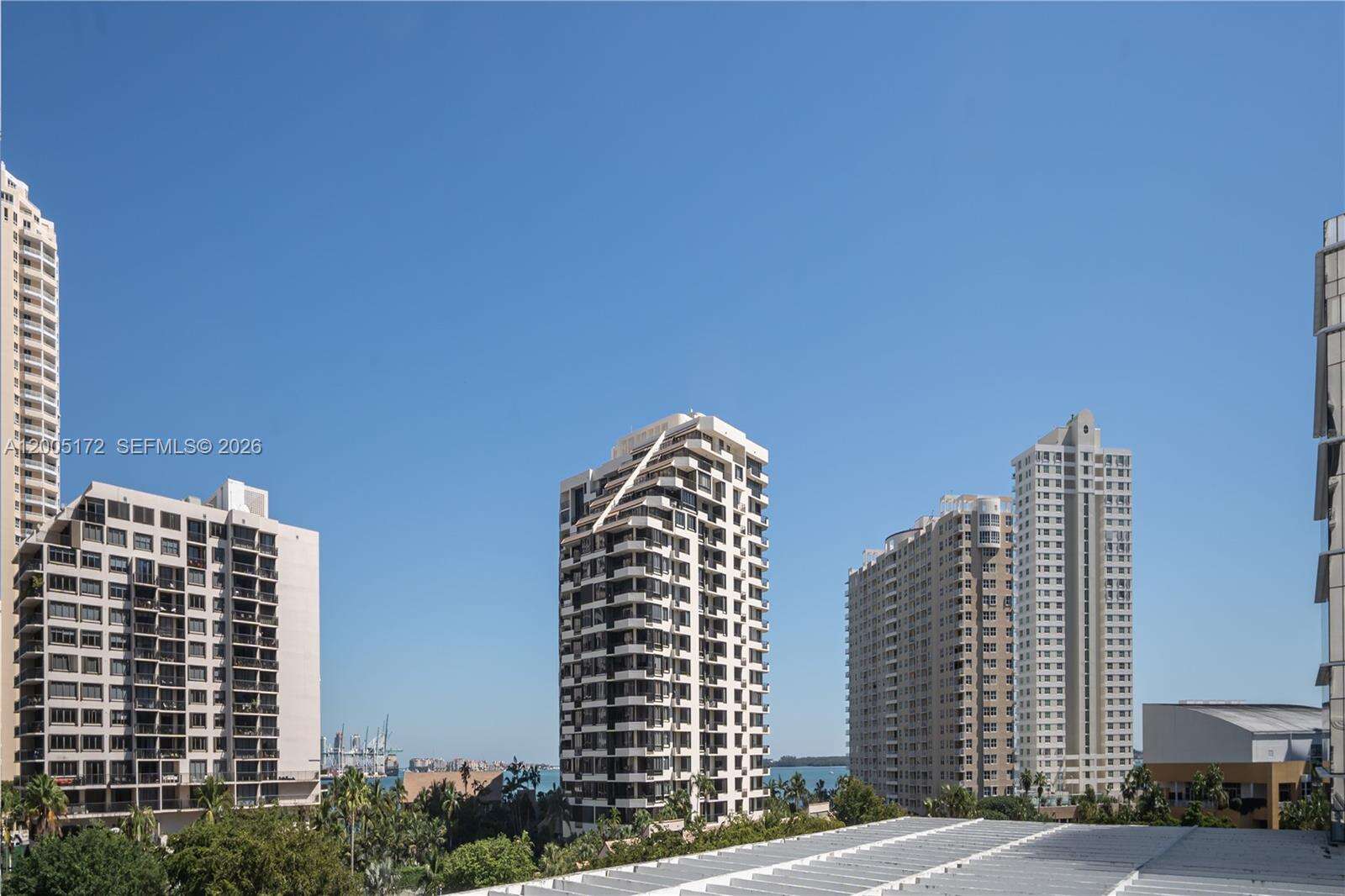Courvoisier Courts at 701 Brickell Key Blvd, Miami, FL 33131 - For Rent photo 21