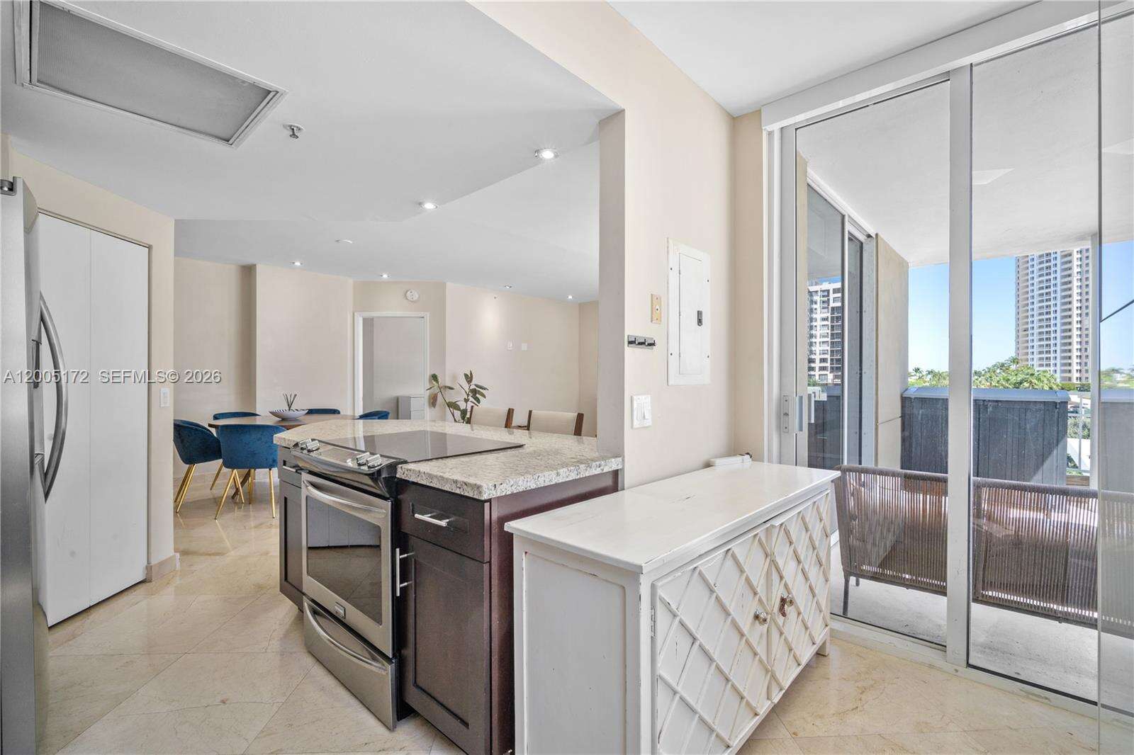 Courvoisier Courts at 701 Brickell Key Blvd, Miami, FL 33131 - For Rent photo 5