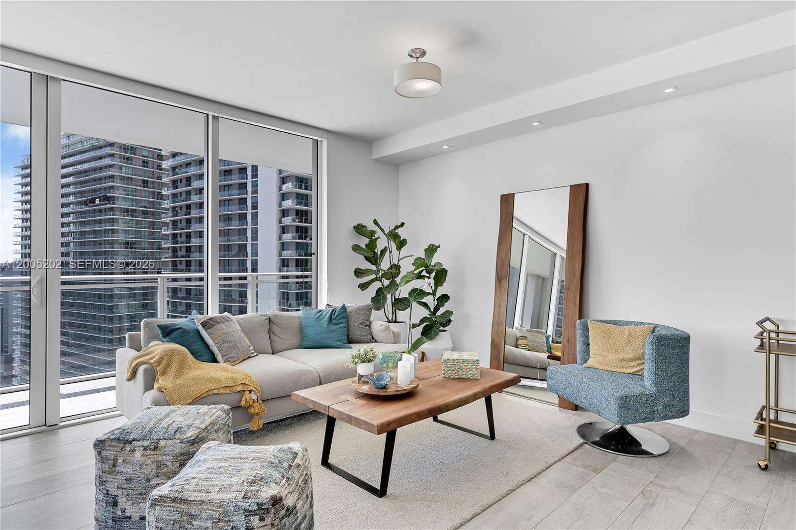 The Bond On Brickell at 1080 Brickell Ave, Miami, FL 33131 - For Rent photo 2
