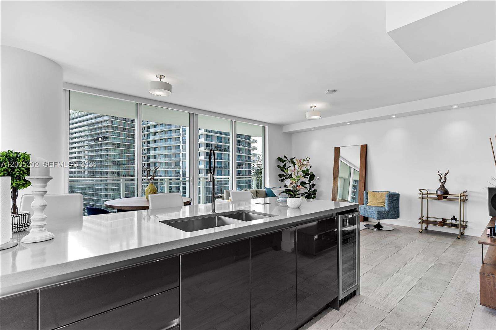 The Bond On Brickell at 1080 Brickell Ave, Miami, FL 33131 - For Rent photo 12