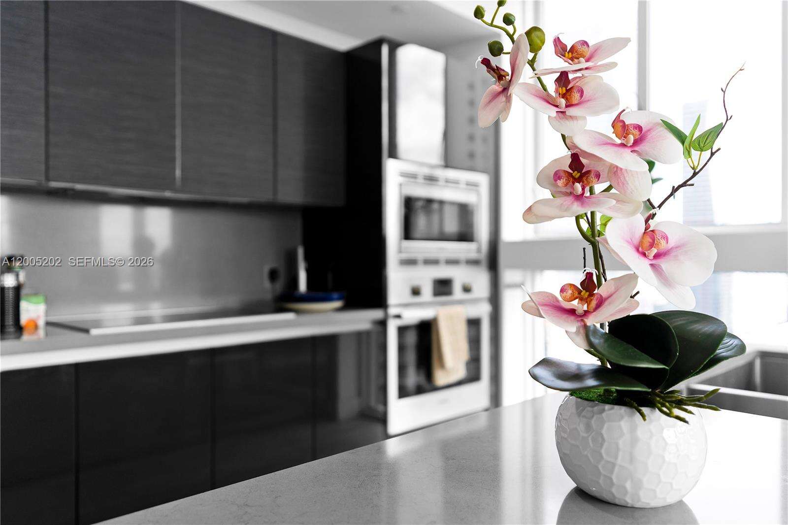The Bond On Brickell at 1080 Brickell Ave, Miami, FL 33131 - For Rent photo 13