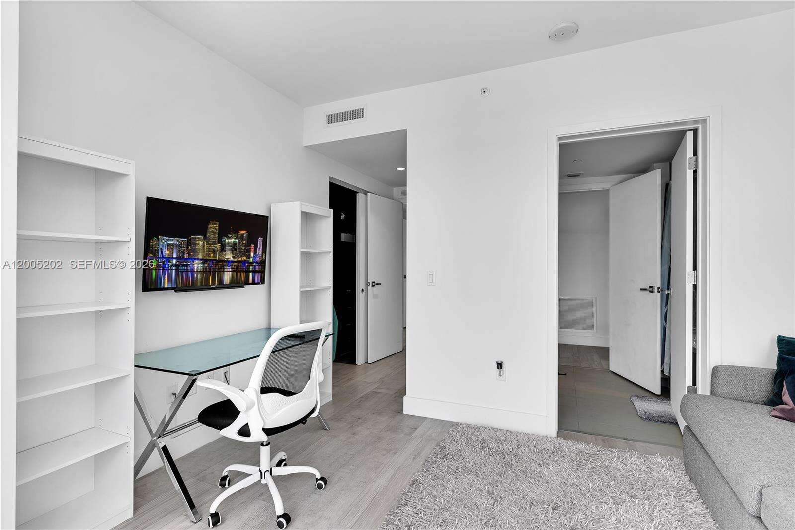 The Bond On Brickell at 1080 Brickell Ave, Miami, FL 33131 - For Rent photo 22