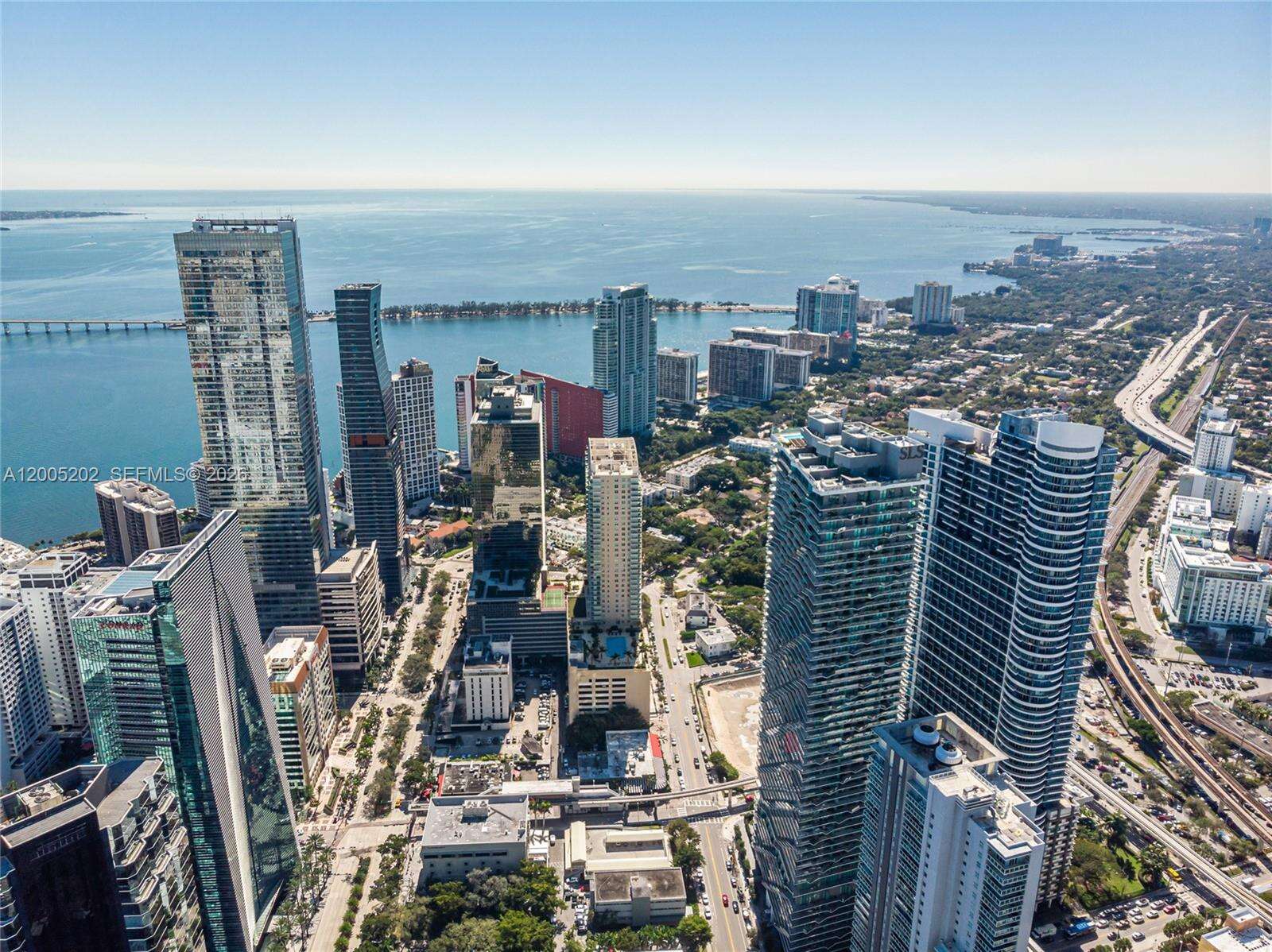 The Bond On Brickell at 1080 Brickell Ave, Miami, FL 33131 - For Rent photo 29