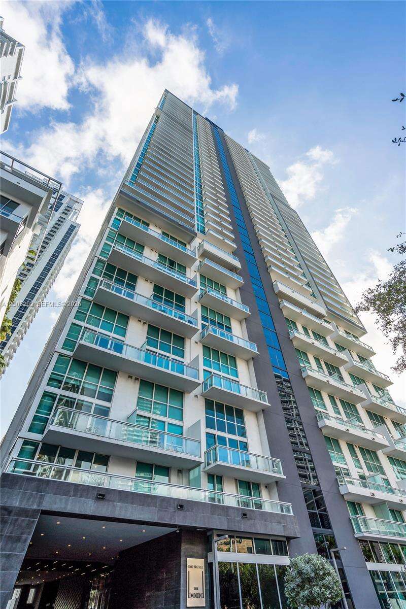 The Bond On Brickell at 1080 Brickell Ave, Miami, FL 33131 - For Rent photo 30