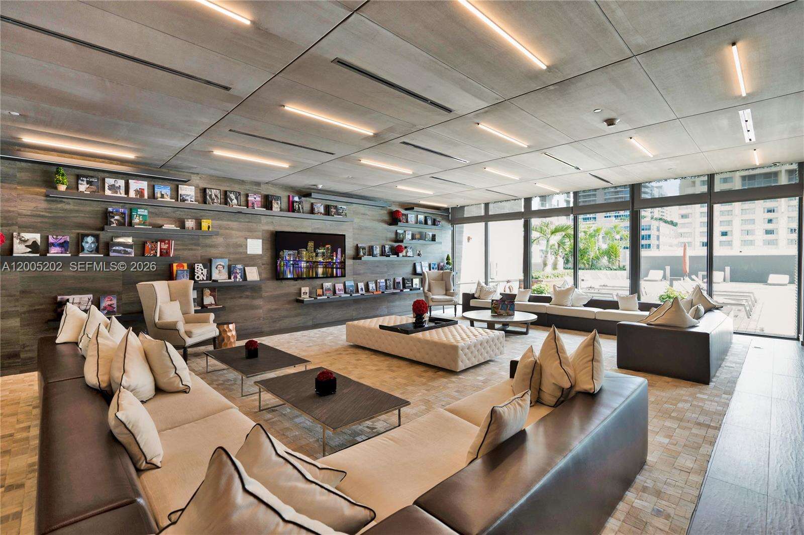 The Bond On Brickell at 1080 Brickell Ave, Miami, FL 33131 - For Rent photo 34