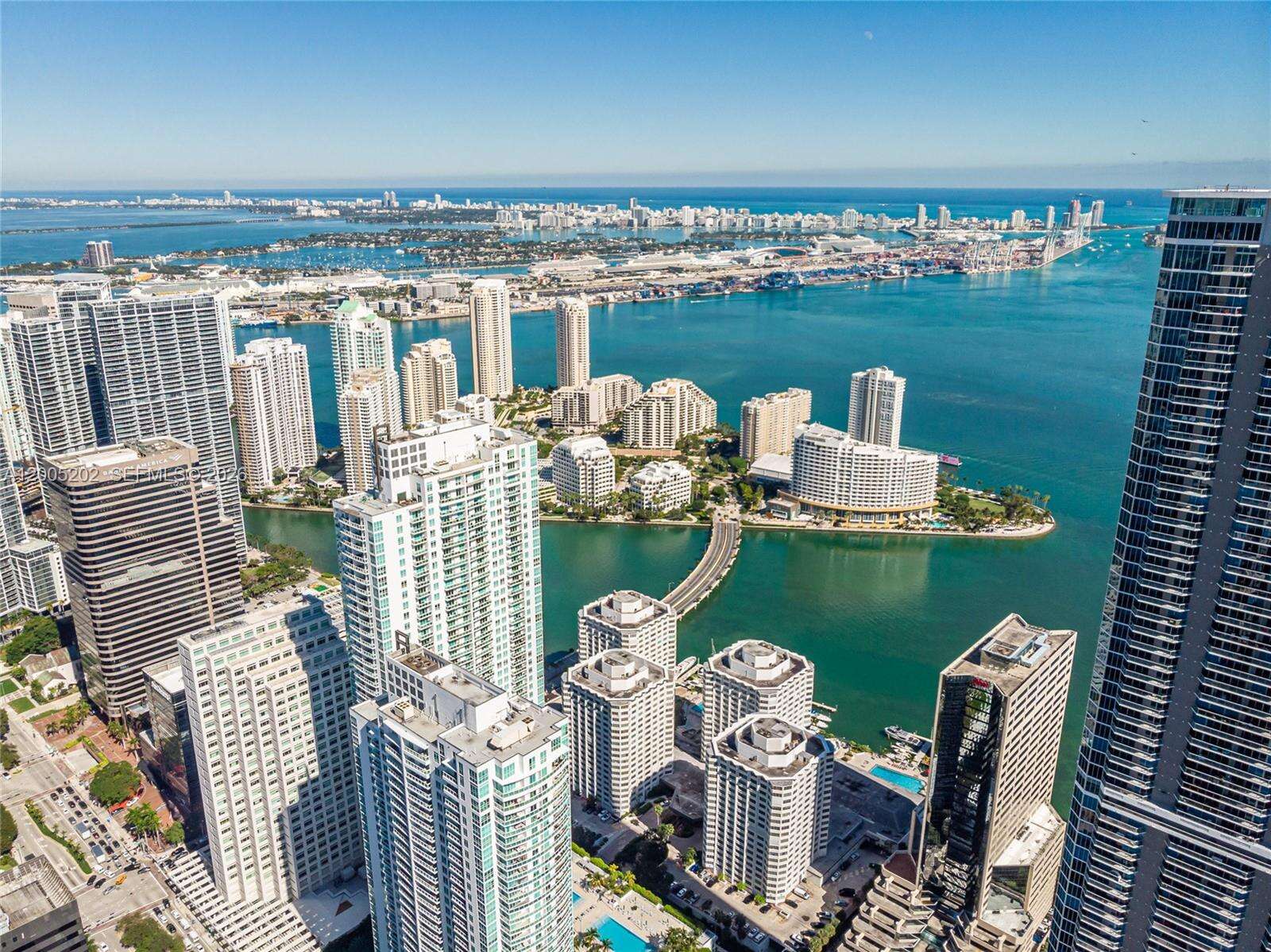The Bond On Brickell at 1080 Brickell Ave, Miami, FL 33131 - For Rent photo 39