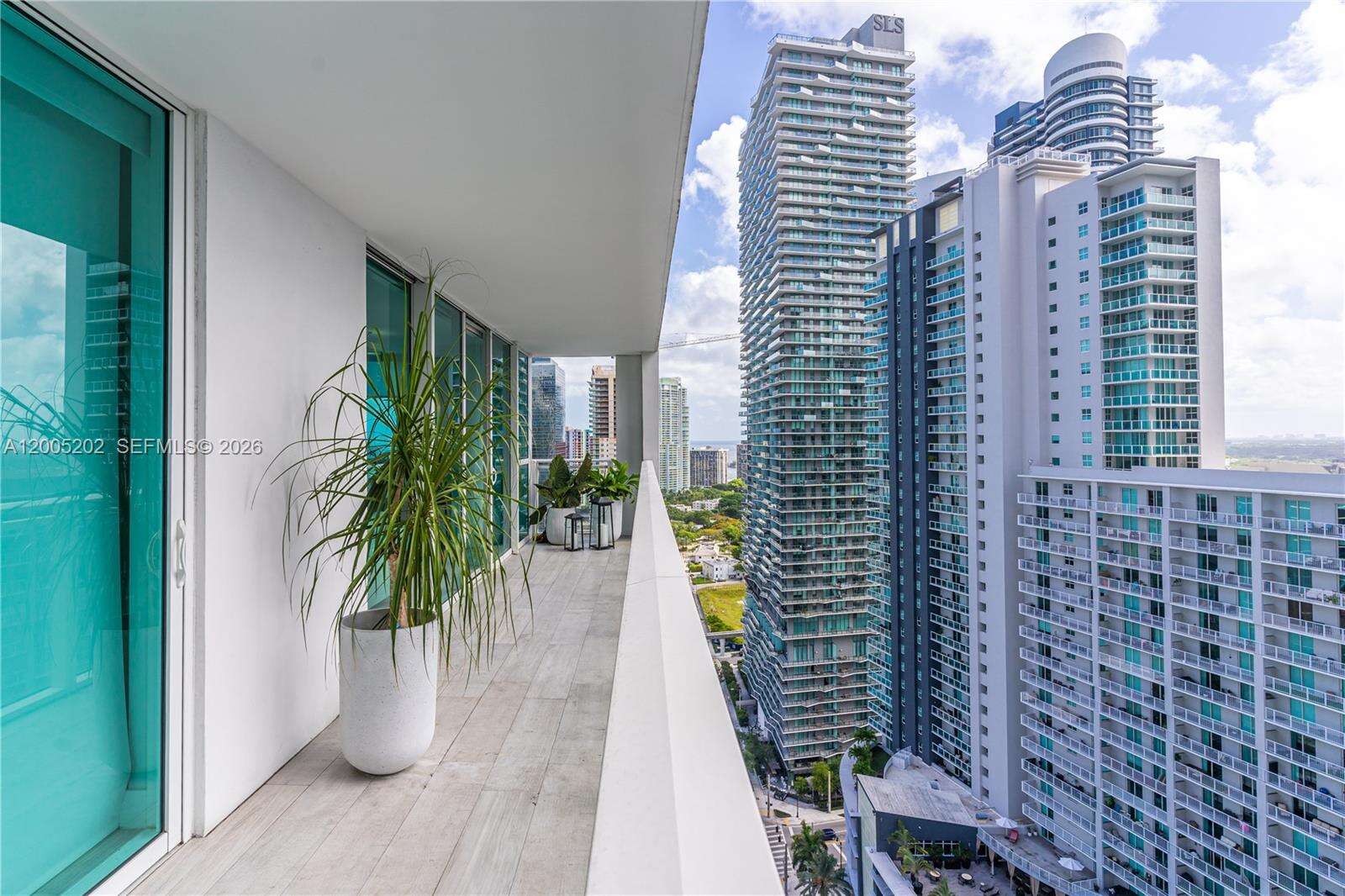 The Bond On Brickell at 1080 Brickell Ave, Miami, FL 33131 - For Rent photo 5