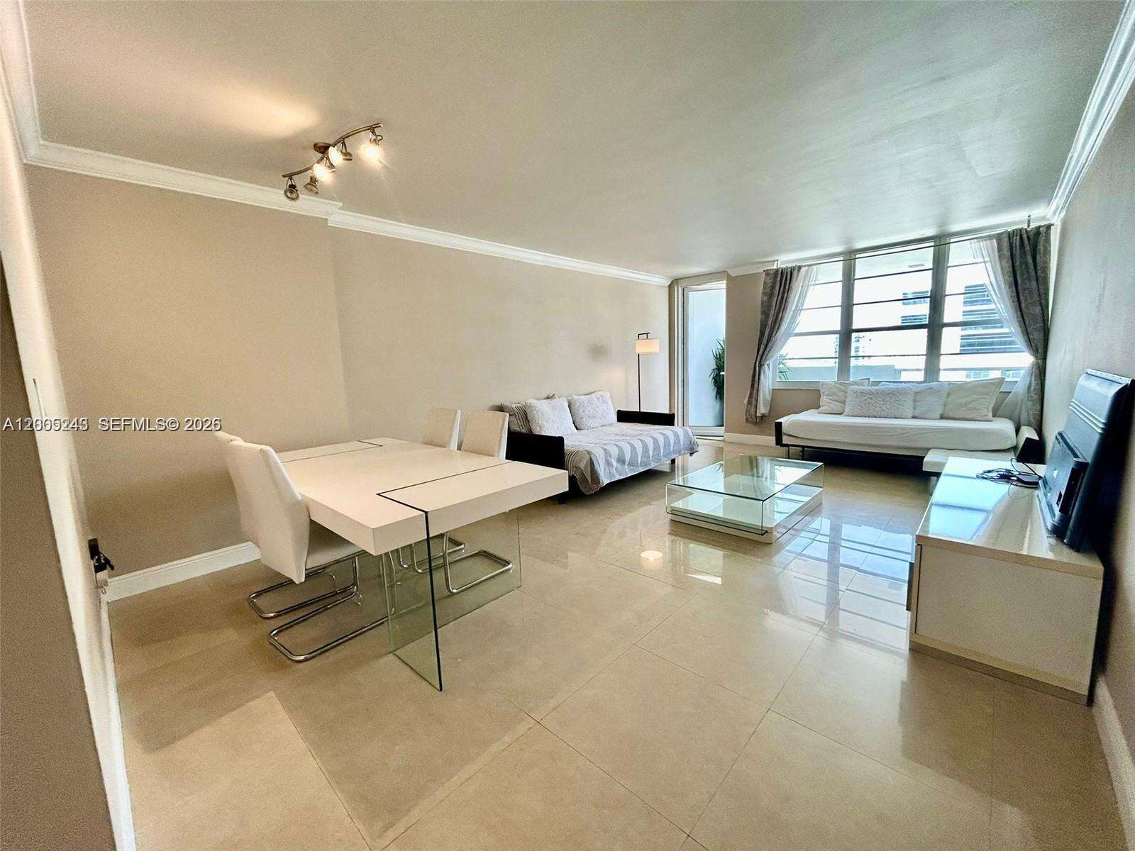 Decoplage at 100 Lincoln Rd, Miami Beach, FL 33139 - For Rent photo 3