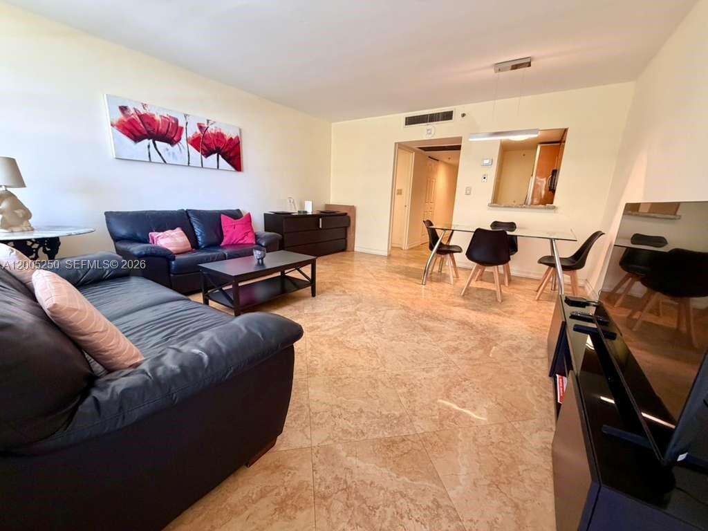 Decoplage at 100 Lincoln Rd, Miami Beach, FL 33139 - For Rent photo 2