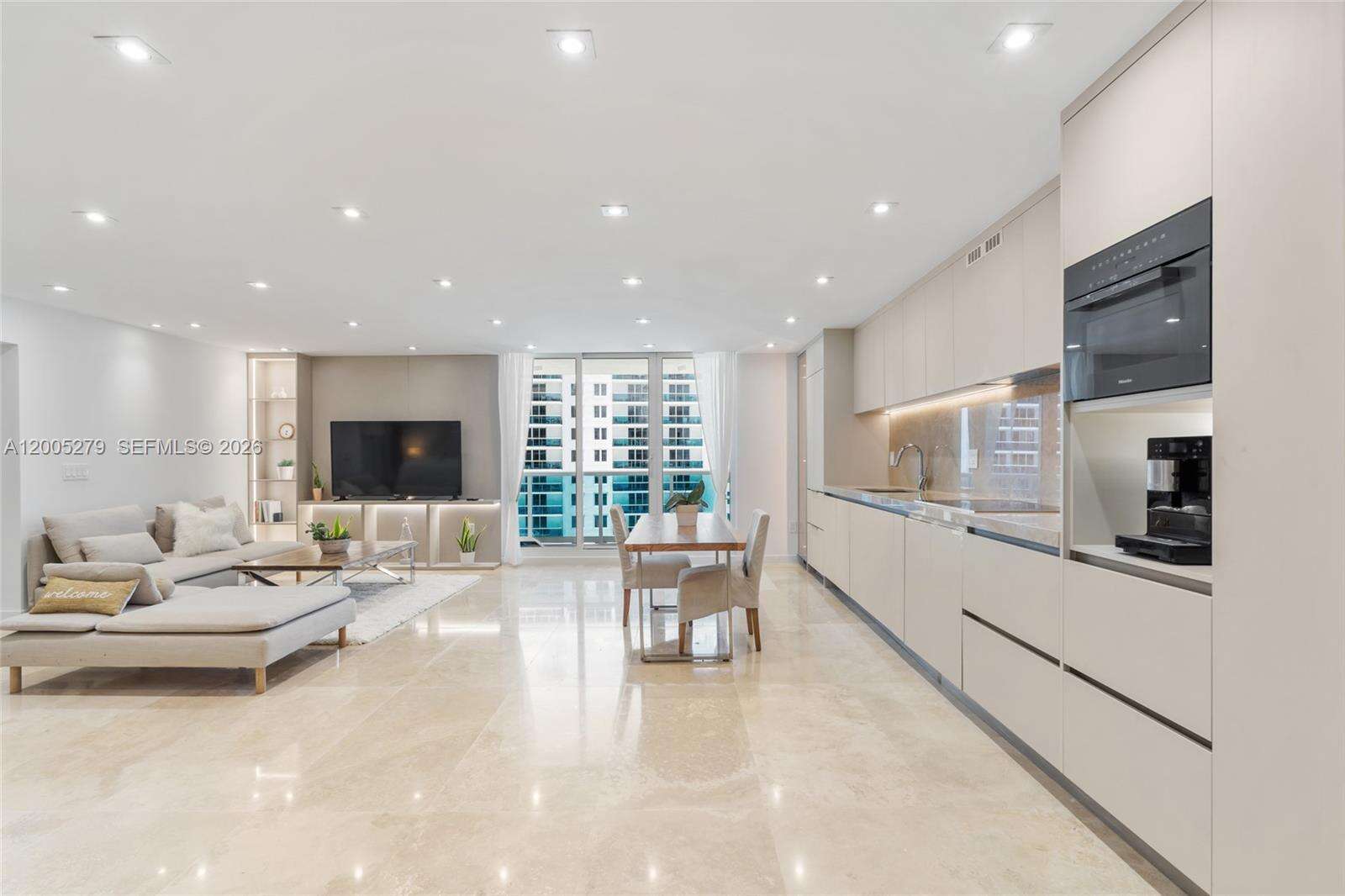 Roney Palace at 2301 Collins, Miami Beach, FL 33139 - For Rent photo 2