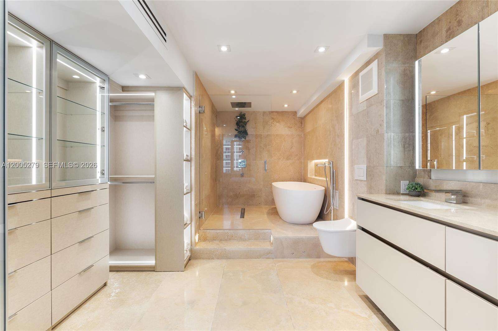 Roney Palace at 2301 Collins, Miami Beach, FL 33139 - For Rent photo 8