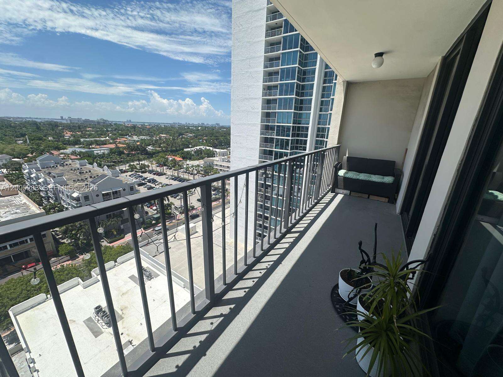 Oceanfront Plaza at 2625 Collins Ave, Miami Beach, FL 33140 - For Rent photo 11