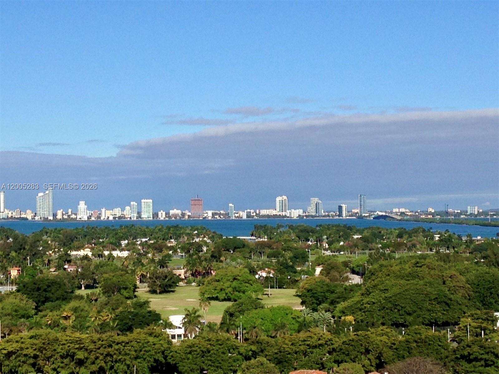 Oceanfront Plaza at 2625 Collins Ave, Miami Beach, FL 33140 - For Rent photo 16