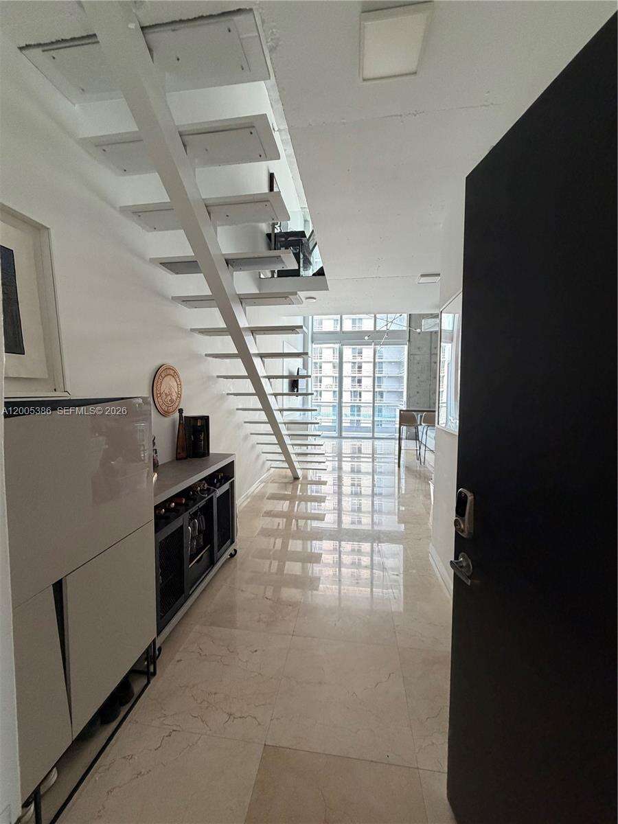 Neo Vertika at 690 1 Ct, Miami, FL 33130 - For Rent photo 3