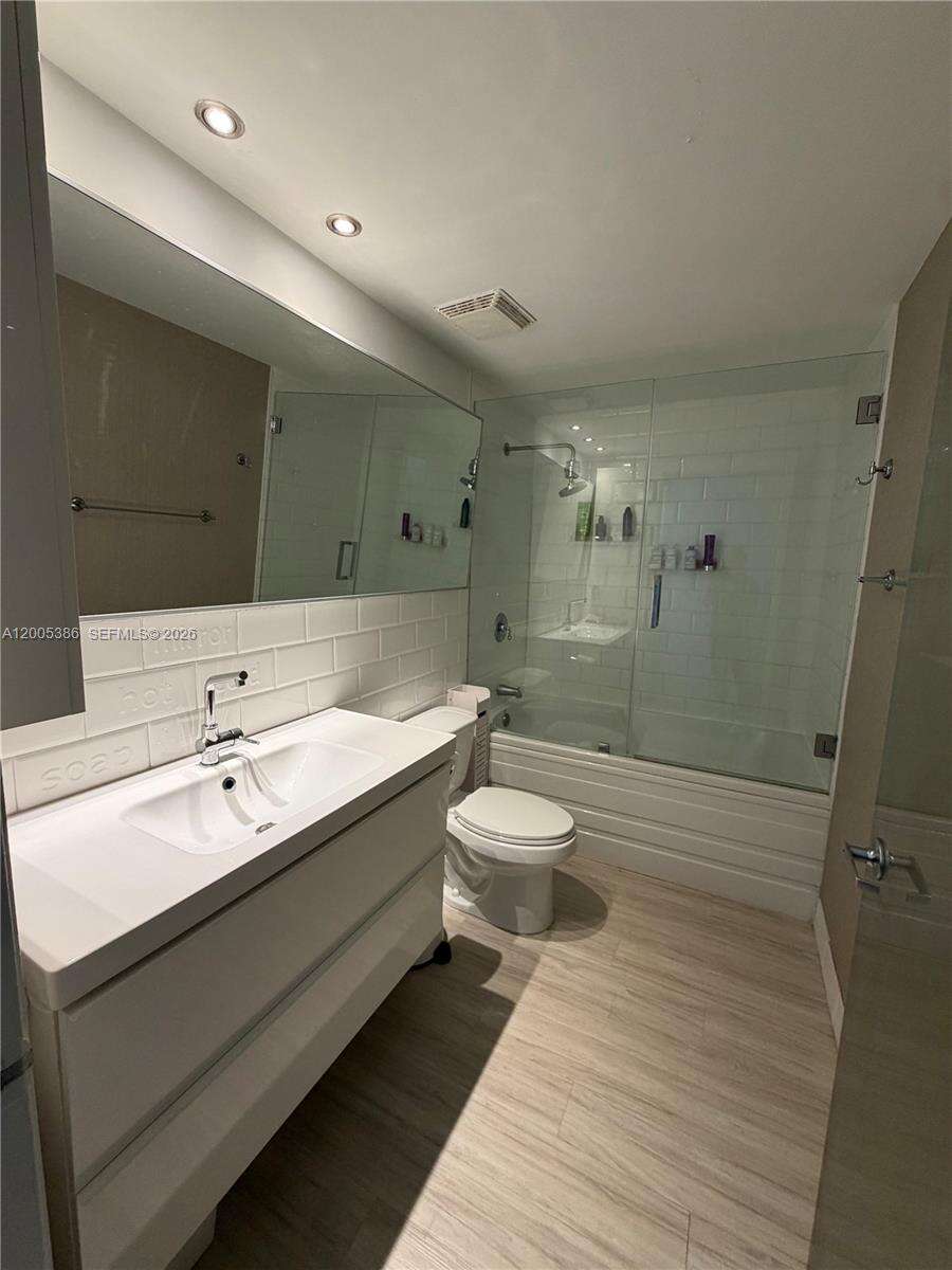 Neo Vertika at 690 1 Ct, Miami, FL 33130 - For Rent photo 29