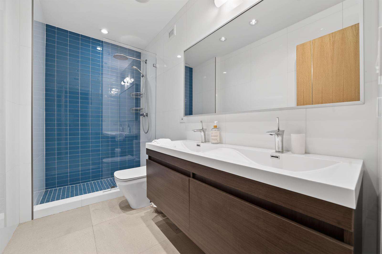 Roney Palace at 2301 Collins, Miami Beach, FL 33139 - For Rent photo 18