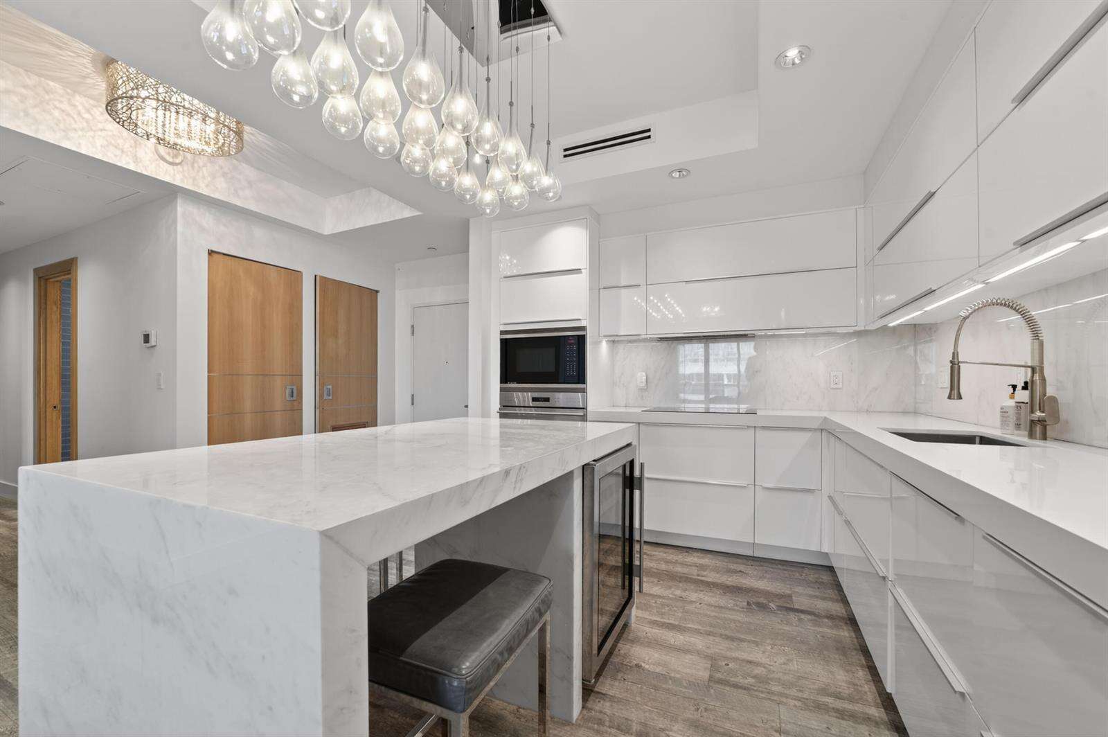 Roney Palace at 2301 Collins, Miami Beach, FL 33139 - For Rent photo 3