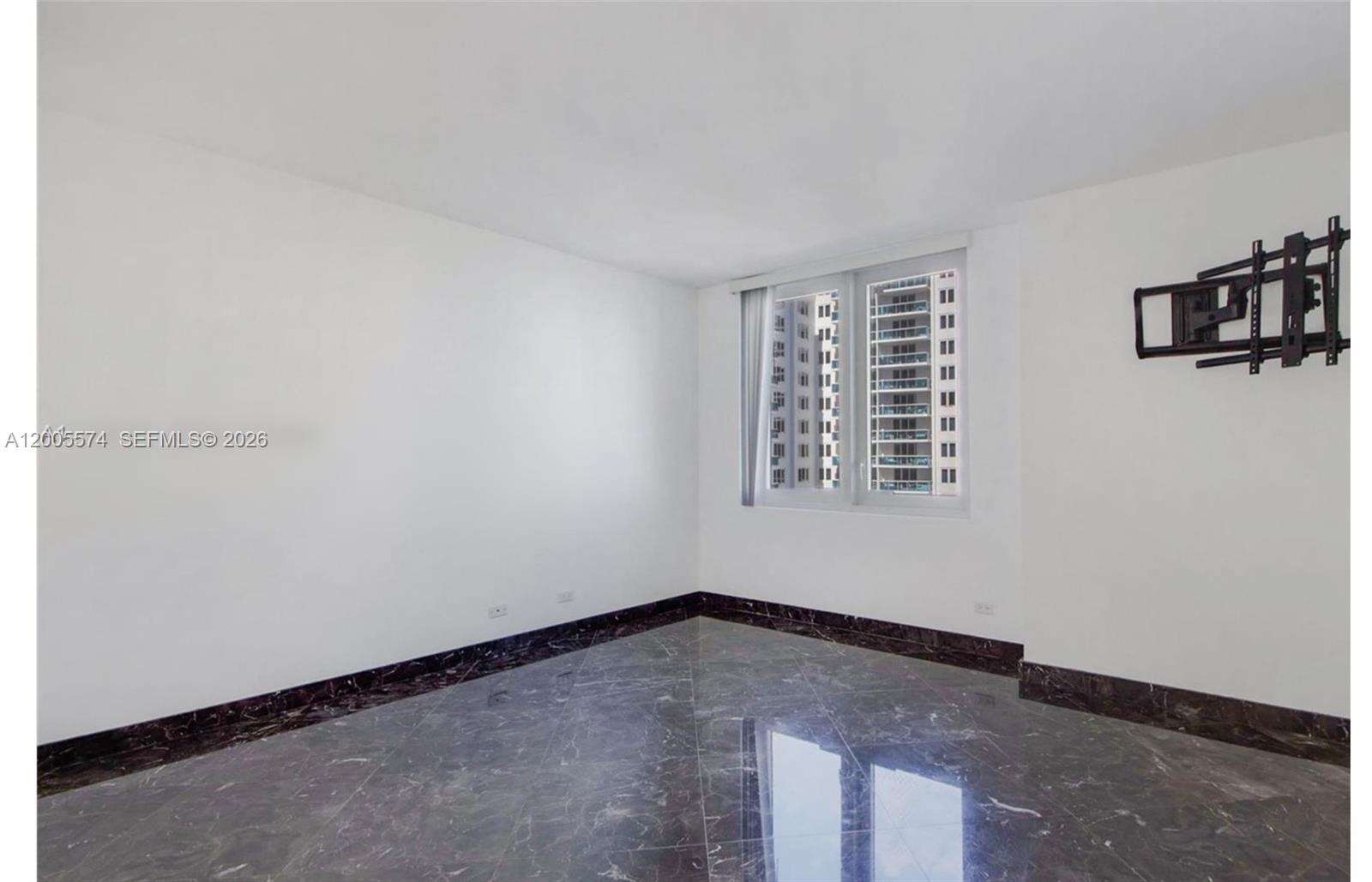 Roney Palace at 2301 Collins Ave, Miami Beach, FL 33139 - For Rent photo 7